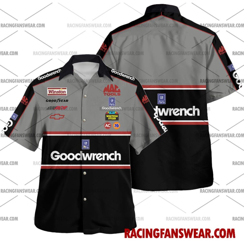 Dale Earnhardt Nascar Racing 2004 Goodwrench Uniform Apparel Clothes ...