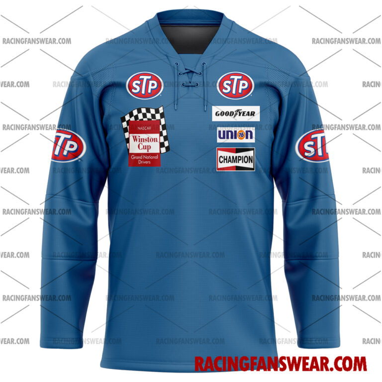 Nascar store - Loyal fans of Richard Petty's Men's Baseball Jersey,Women's Baseball Jersey,Kid's Baseball Jersey,Men's Hockey Jerseys,WoMen's Hockey Jerseys,Youth's Hockey Jerseys:vintage nascar racing suit,uniform,apparel,shirts,merch,merchandise,jersey,hoodie,jackets,shorts,sweatshirt,outfits,clothes